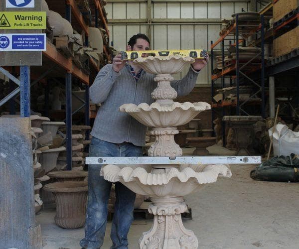 The fountain stacked in the centre of the base pool