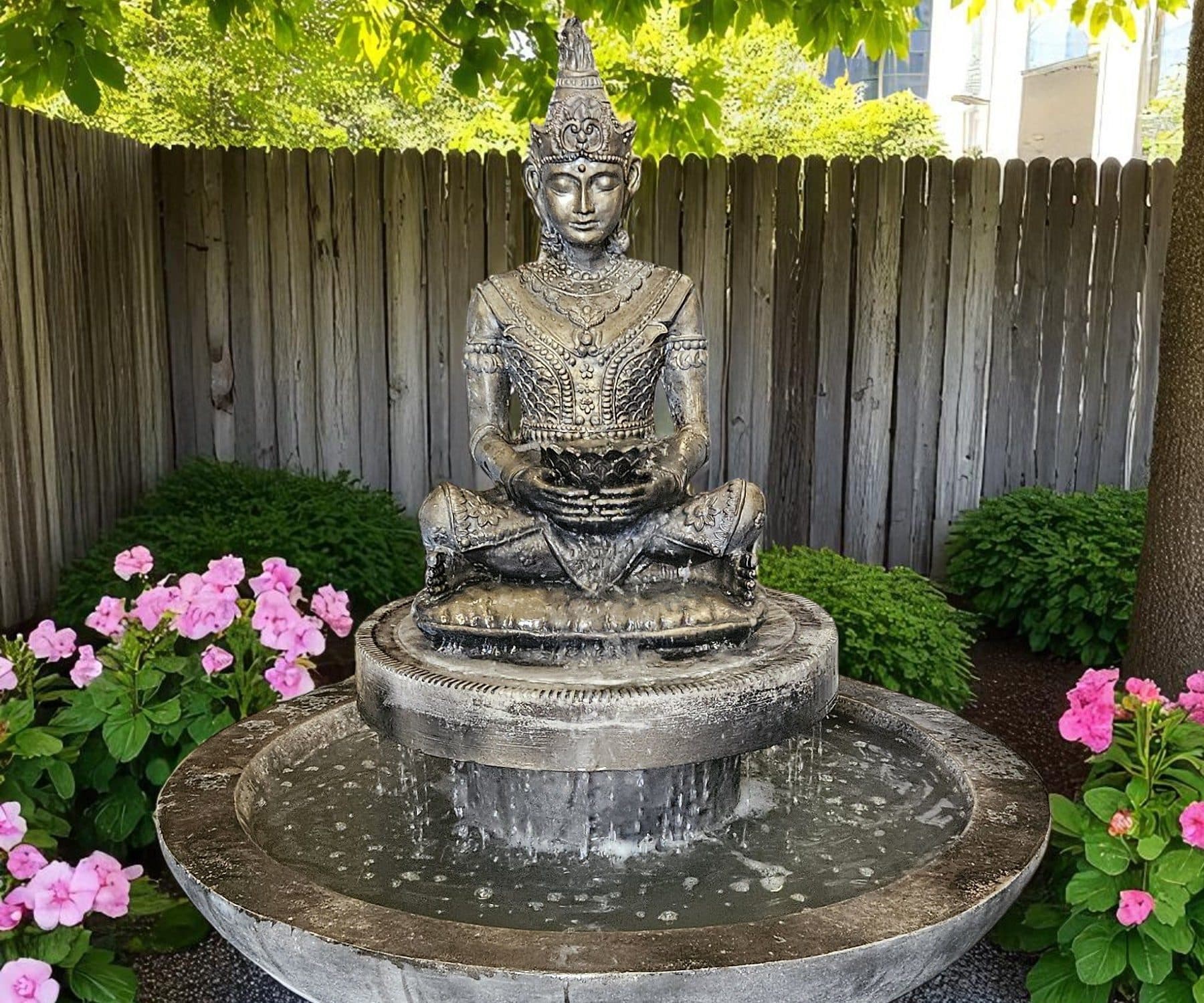 Thai Buddha Atlas fountain