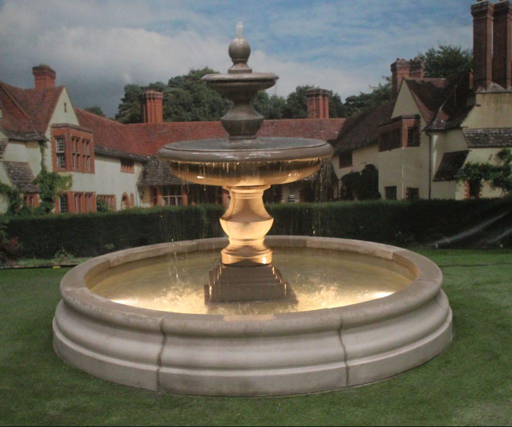 Large Bowled 2 Tiered Regis Fountain with Medium Romford Pool Surround