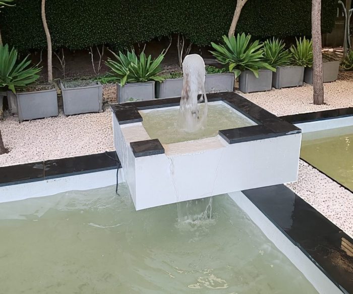 Large Double square Hayward pool with display pump - Image 5